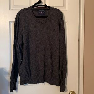 In great condition men athletic fit sweater.